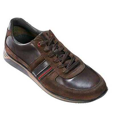 Sporting cuir 49,00€ au lieu de 63,20€ (-22%) Sporting cuir 49,00€ au lieu de 63,20€ (-22%)