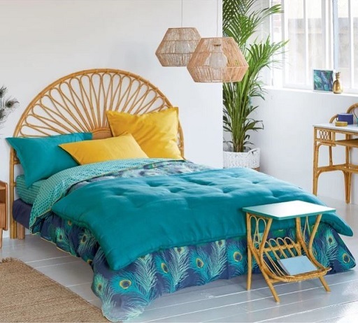 Accéder à la tête de lit en rotin de chez  La Redoute Intérieurs