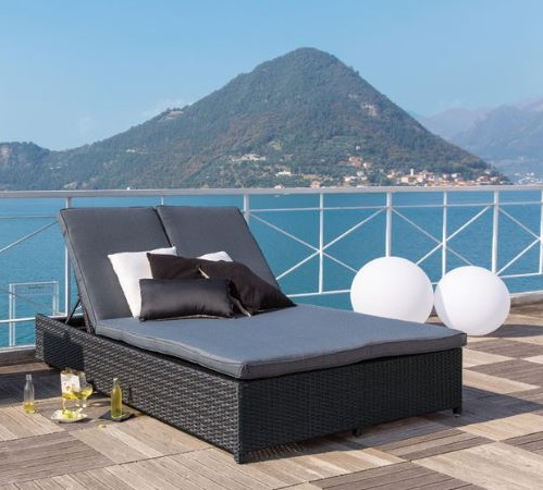 Cliquez ici pour voir le bain de soleil double de chez Maisons du Monde Cliquez ici pour voir le bain de soleil double de chez Maisons du Monde