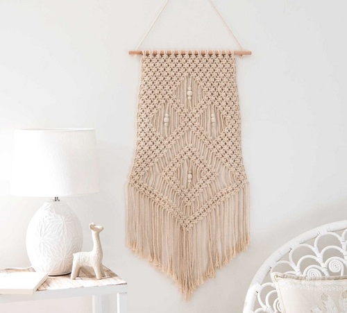 Voir le tissage mural / macramé de chez Maisons du Monde Voir le tissage mural / macramé de chez Maisons du Monde