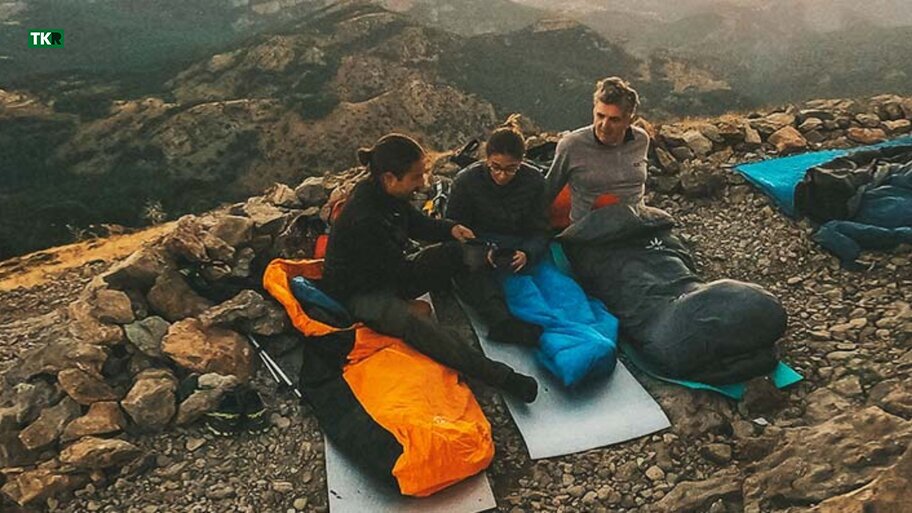 Organiser un bivouac : astuces pour une nuit réussie sous les étoiles