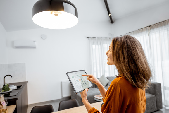 Lampes intelligentes : tout ce qu’il faut savoir avant d’en acheter